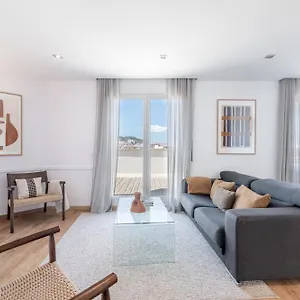 arago-312-apartments.catalonia-hotels.com/