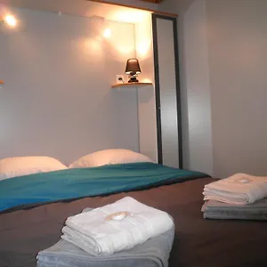 camping-la-pierre-de-laigle.fr-provencehotel.com/